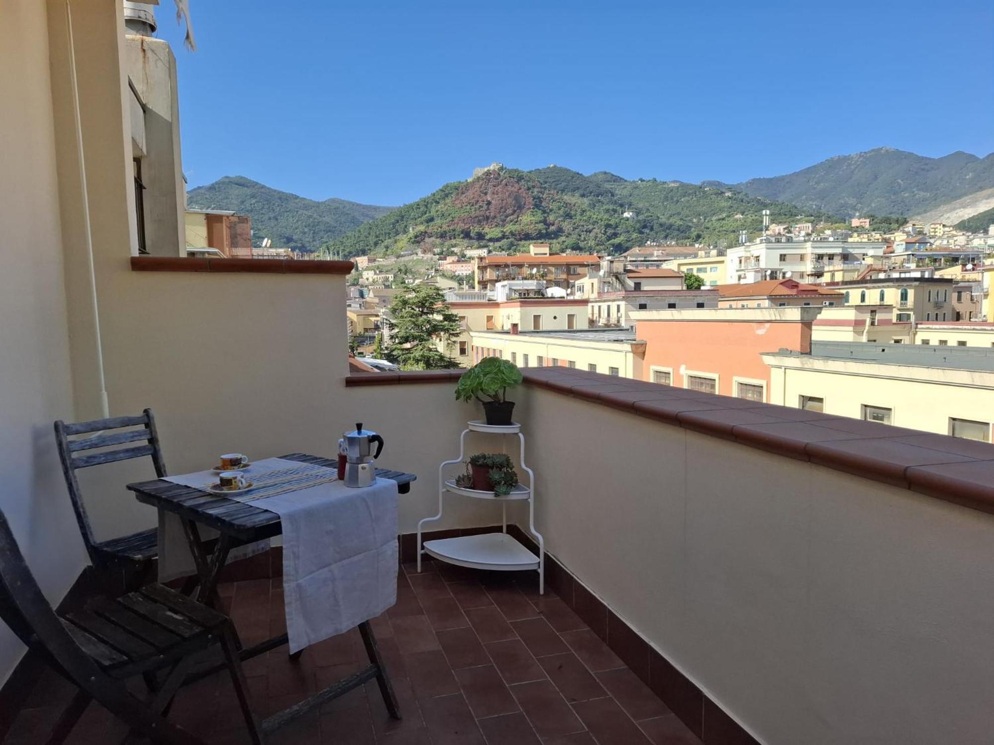Casa Amelia Apartment Salerno Luaran gambar